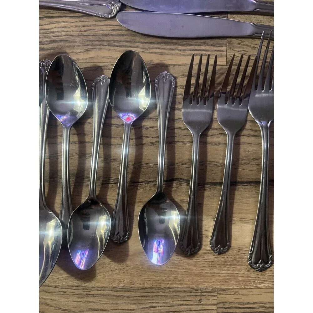 30 Piece Set Hampton Silversmiths Stainless China 215 Forks Spoons Knives